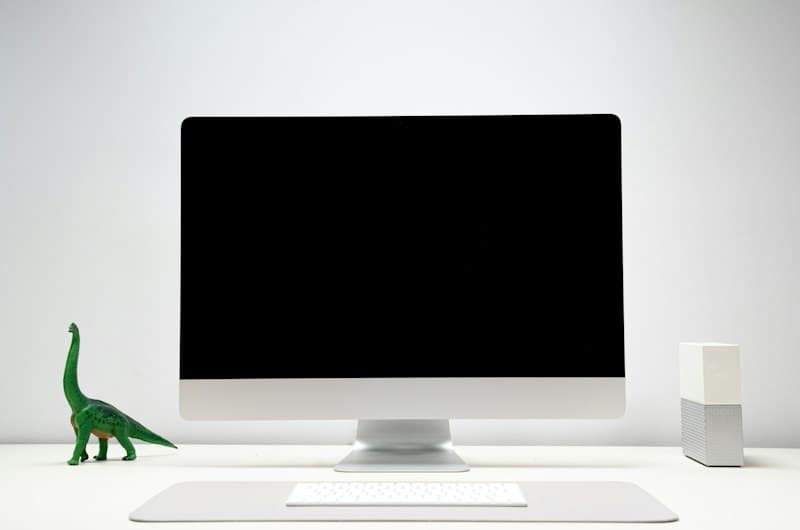 Magnetic Floating Tablet Stand thumbnail 2