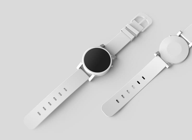 Matte finish minimalist chronograph watch with leather band